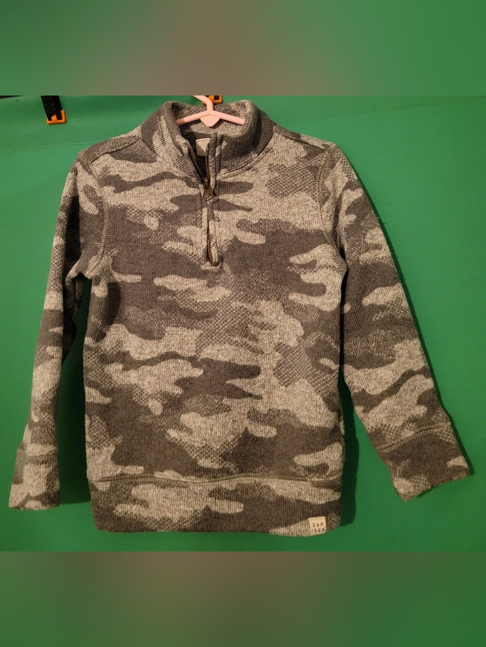 GAP Gray Camo Quarter-Zip Pullover Jacket Sweatshirt Sz 4 Boy Toddler